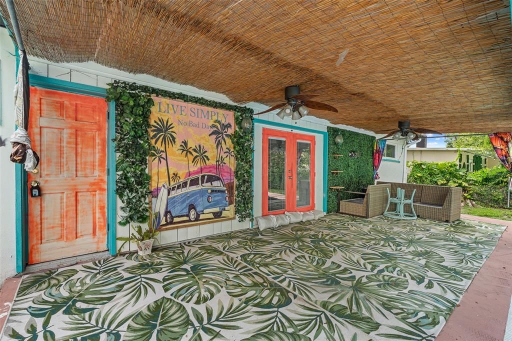 Active With Contract: $315,000 (3 beds, 2 baths, 2148 Square Feet)