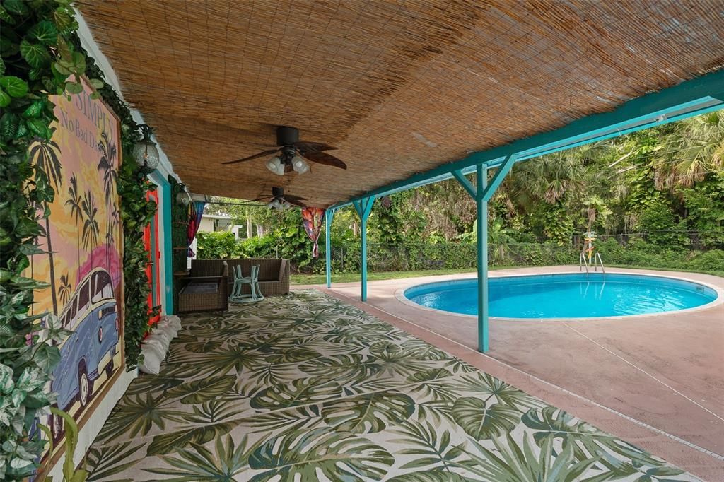 Active With Contract: $315,000 (3 beds, 2 baths, 2148 Square Feet)