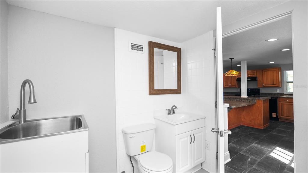 На продажу: $419,950 (5 спален, 3 ванн, 2270 Квадратных фут)