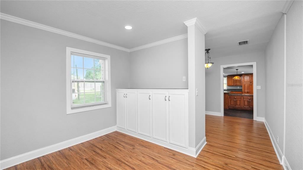 На продажу: $419,950 (5 спален, 3 ванн, 2270 Квадратных фут)