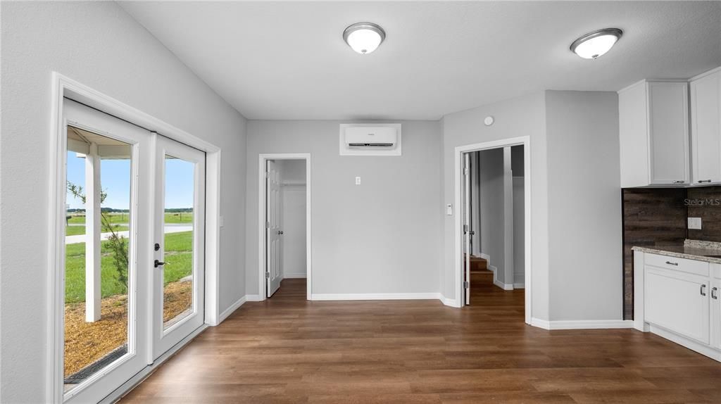 На продажу: $419,950 (5 спален, 3 ванн, 2270 Квадратных фут)