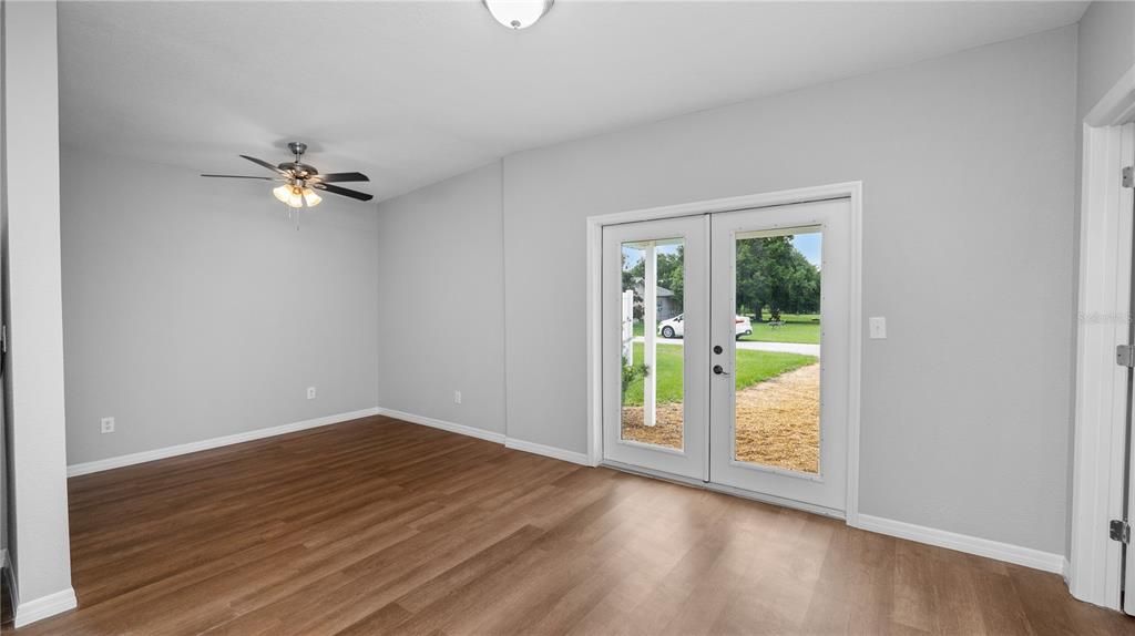 На продажу: $419,950 (5 спален, 3 ванн, 2270 Квадратных фут)