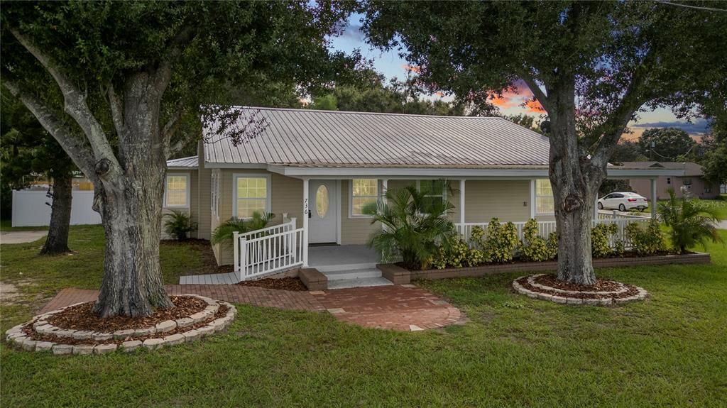 На продажу: $419,950 (5 спален, 3 ванн, 2270 Квадратных фут)