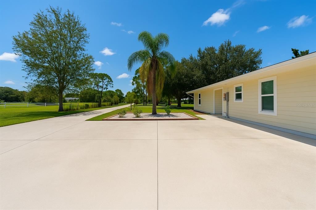 En Venta: $953,000 (5 camas, 5 baños, 2620 Pies cuadrados)