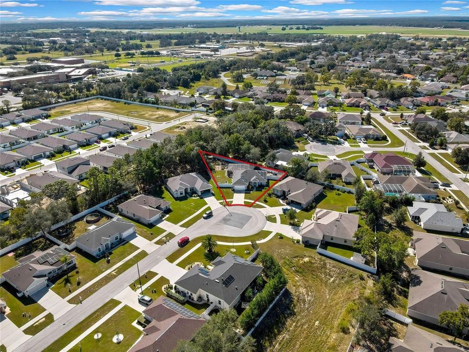 合同活跃: $394,000 (3 贝兹, 2 浴室, 1711 平方英尺)