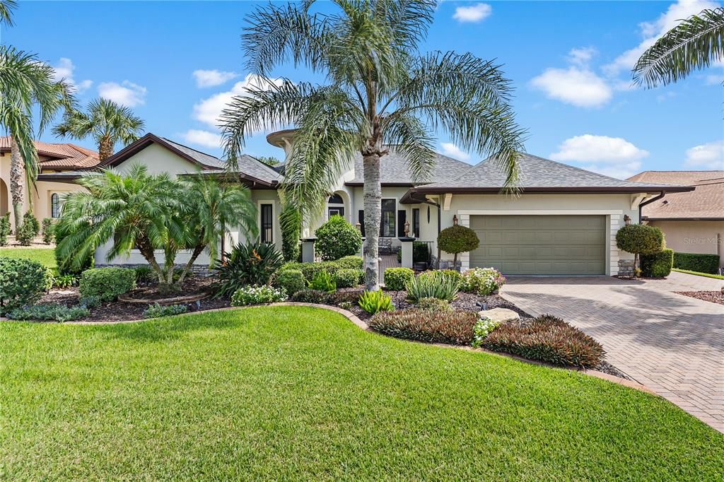 合同活跃: $484,900 (3 贝兹, 2 浴室, 2329 平方英尺)