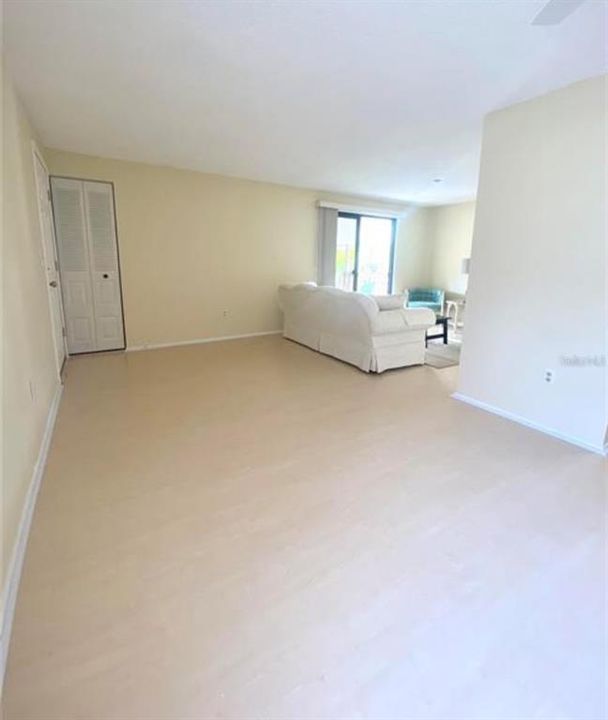 En Renta: $1,600 (2 camas, 2 baños, 915 Pies cuadrados)