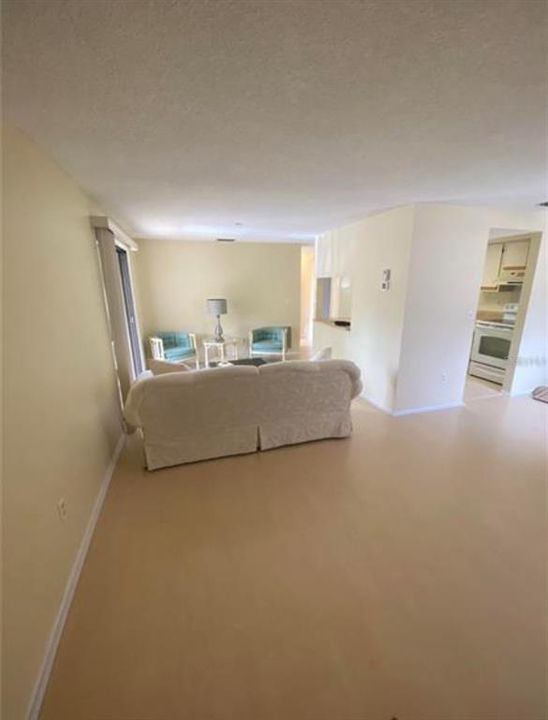 En Renta: $1,600 (2 camas, 2 baños, 915 Pies cuadrados)