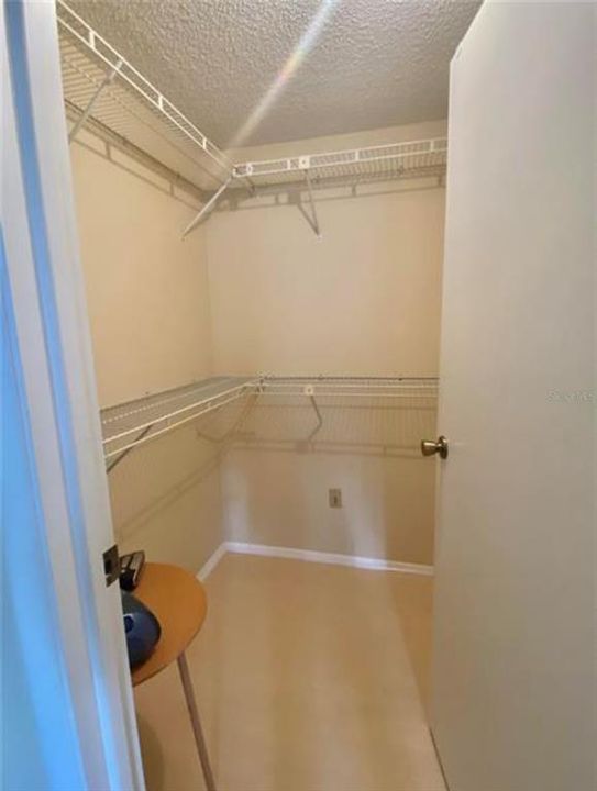 En Renta: $1,600 (2 camas, 2 baños, 915 Pies cuadrados)