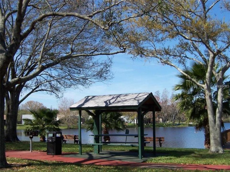 En Renta: $1,600 (2 camas, 2 baños, 915 Pies cuadrados)