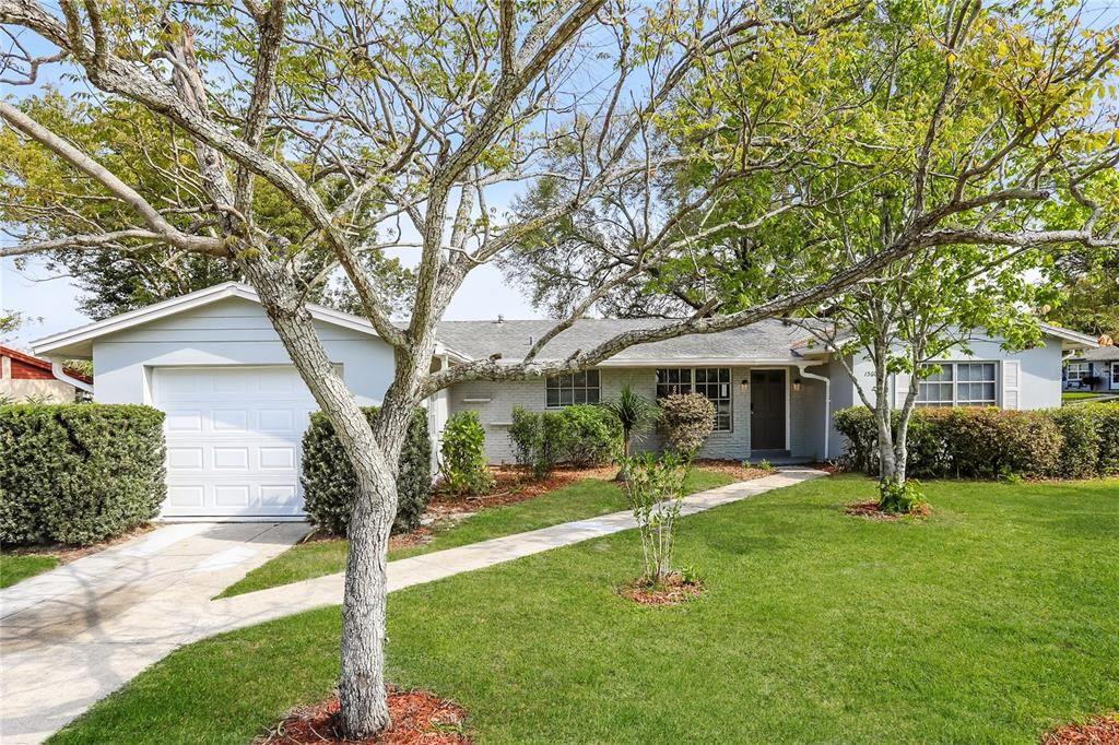 Recently Rented: $1,685 (3 beds, 2 baths, 1311 Square Feet)