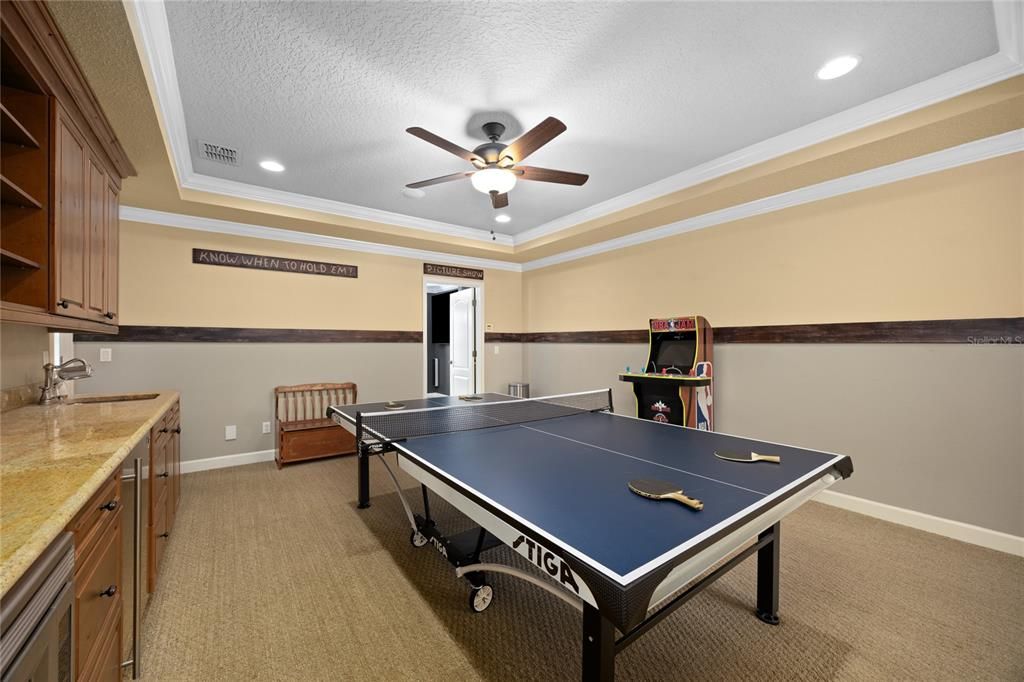 На продажу: $1,325,000 (4 спален, 3 ванн, 4273 Квадратных фут)