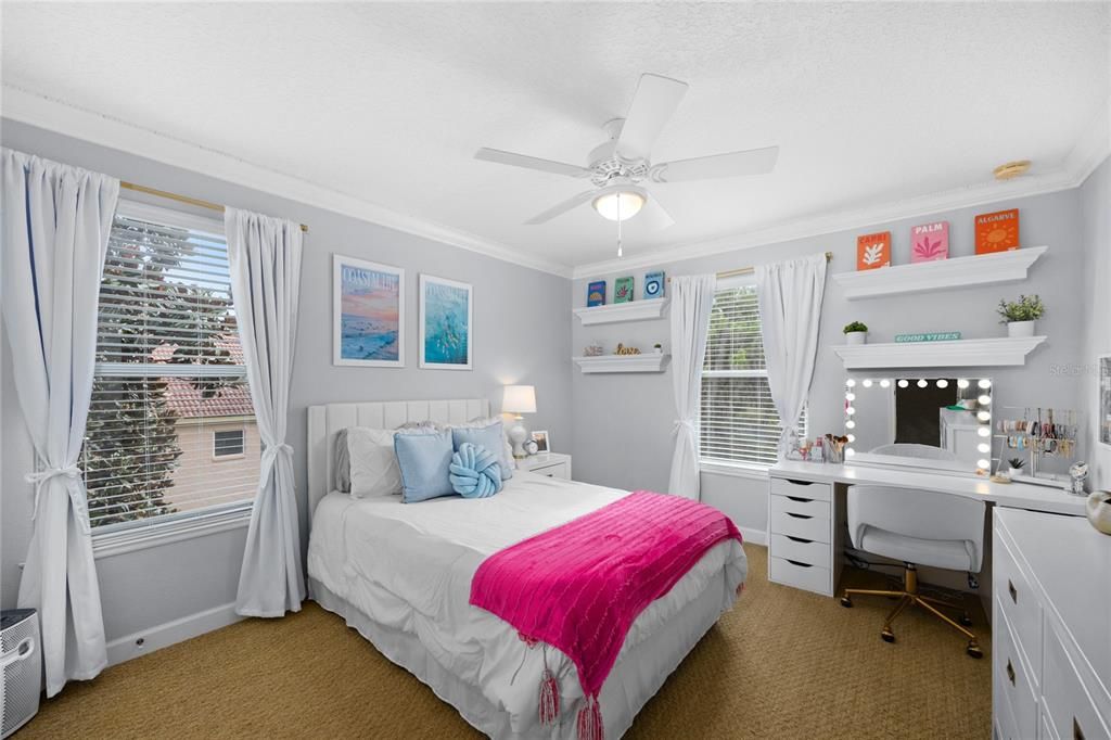 На продажу: $1,325,000 (4 спален, 3 ванн, 4273 Квадратных фут)