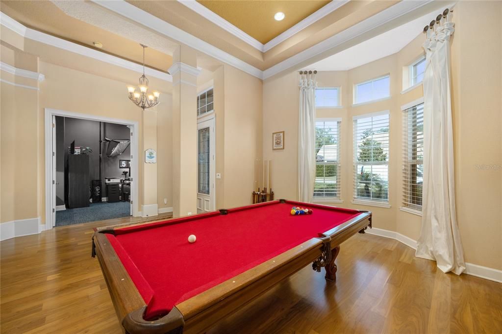 На продажу: $1,325,000 (4 спален, 3 ванн, 4273 Квадратных фут)