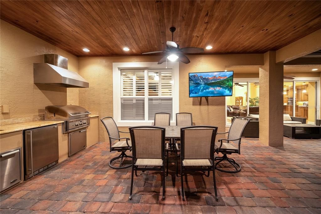 На продажу: $1,325,000 (4 спален, 3 ванн, 4273 Квадратных фут)