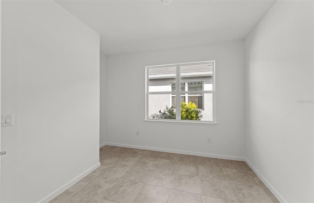 Activo con contrato: $359,620 (2 camas, 2 baños, 1579 Pies cuadrados)