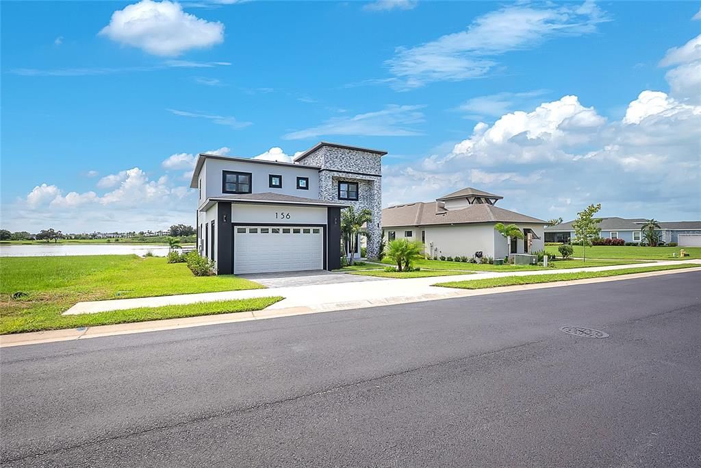 For Sale: $1,297,000 (4 beds, 5 baths, 3526.67 Square Feet)