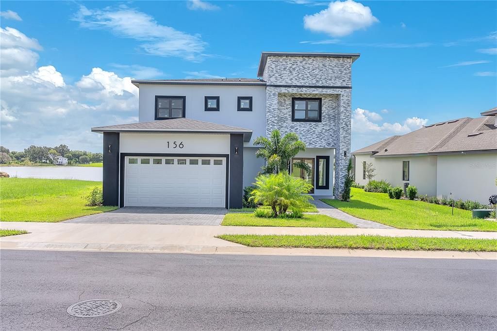 For Sale: $1,297,000 (4 beds, 5 baths, 3526.67 Square Feet)