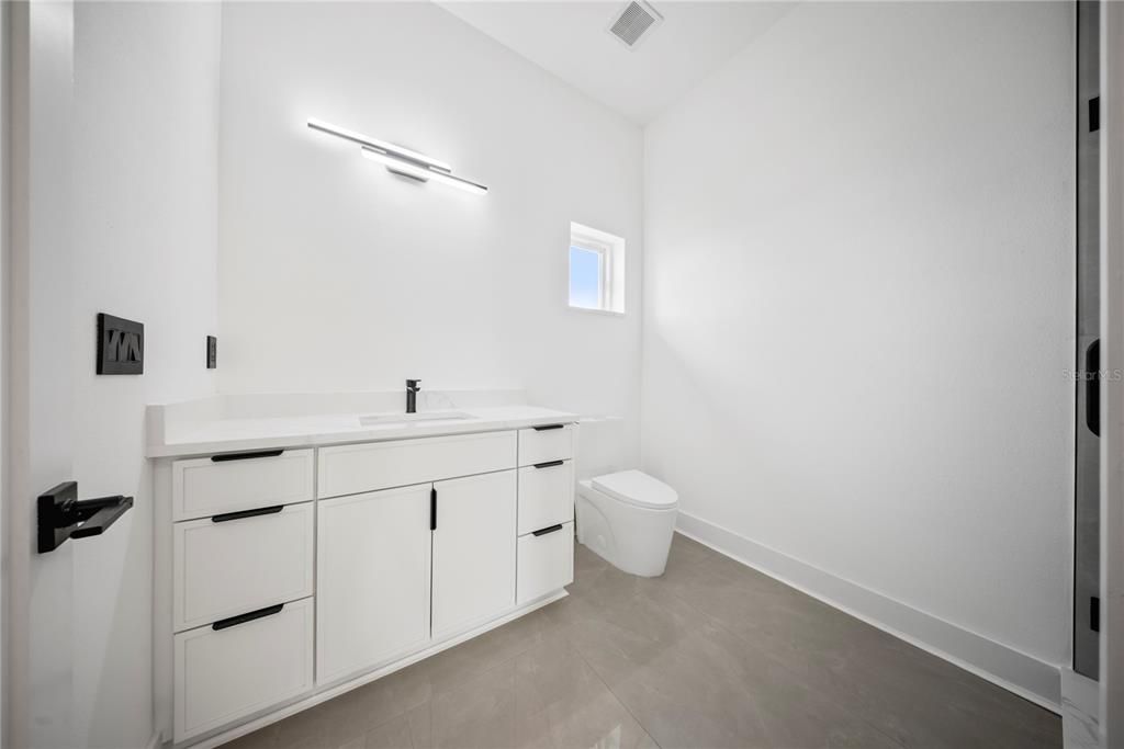 For Sale: $1,297,000 (4 beds, 5 baths, 3526.67 Square Feet)