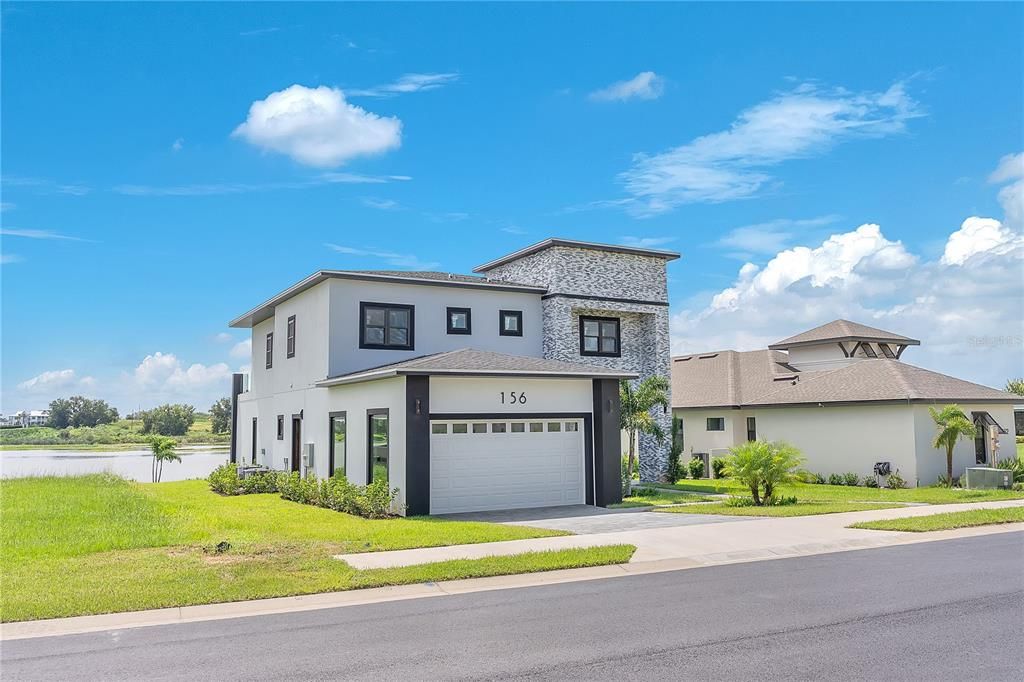 For Sale: $1,297,000 (4 beds, 5 baths, 3526.67 Square Feet)