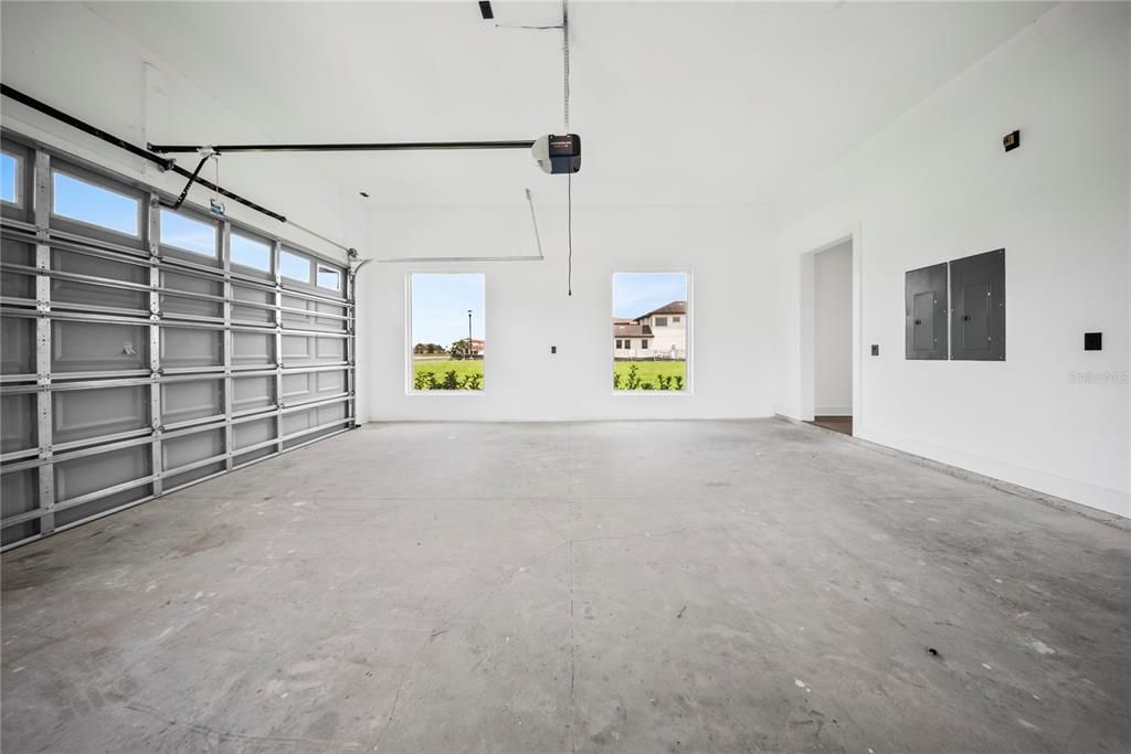 For Sale: $1,297,000 (4 beds, 5 baths, 3526.67 Square Feet)