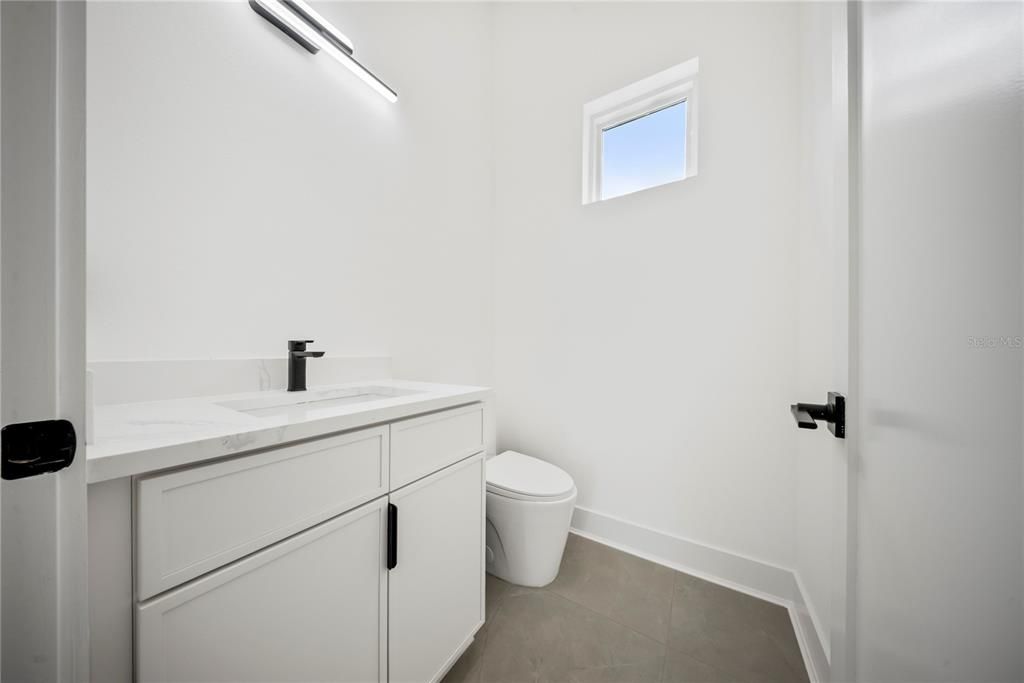 For Sale: $1,297,000 (4 beds, 5 baths, 3526.67 Square Feet)