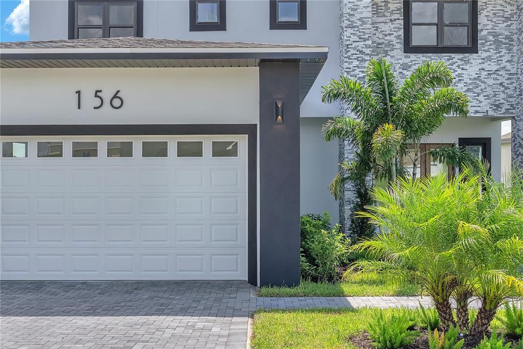 For Sale: $1,297,000 (4 beds, 5 baths, 3526.67 Square Feet)