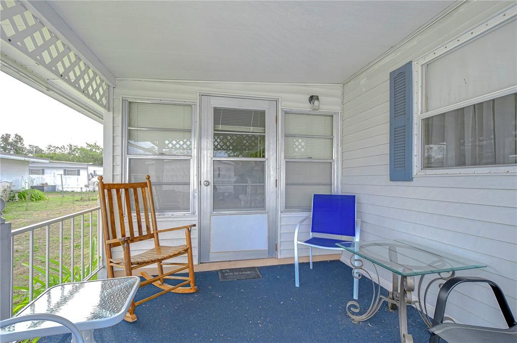 На продажу: $74,900 (3 спален, 1 ванн, 964 Квадратных фут)