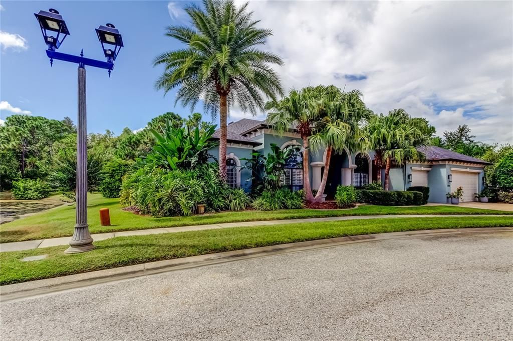 En Venta: $845,000 (3 camas, 3 baños, 3111 Pies cuadrados)