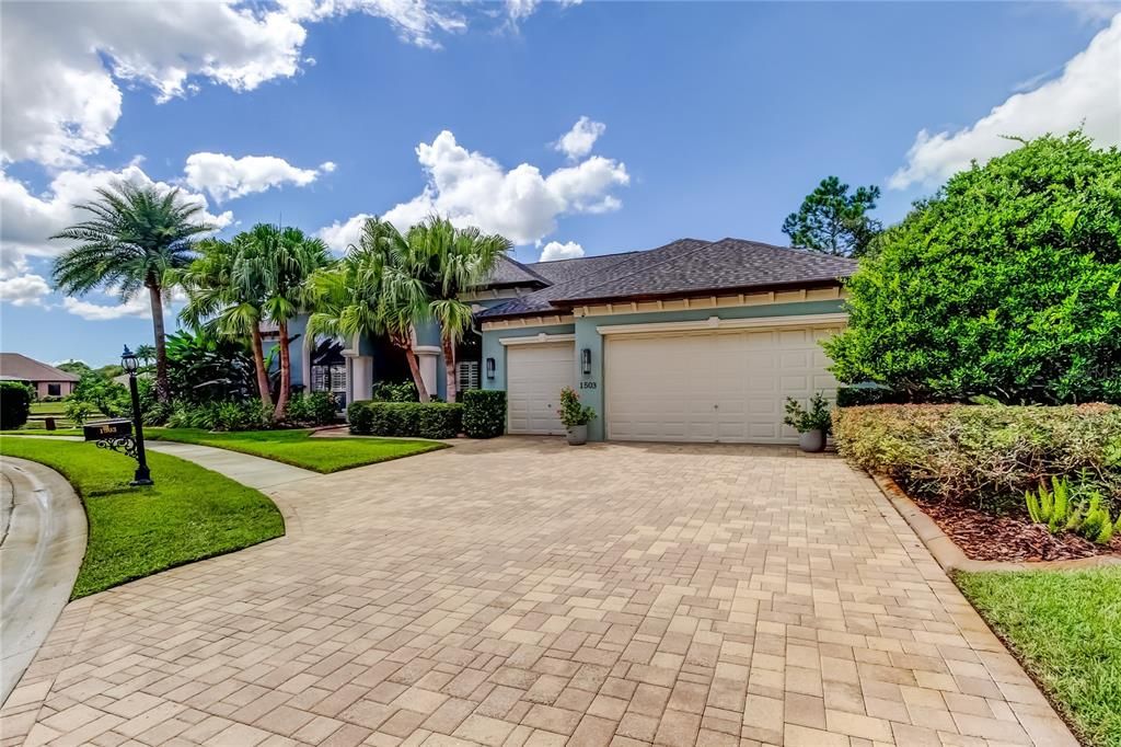 En Venta: $845,000 (3 camas, 3 baños, 3111 Pies cuadrados)