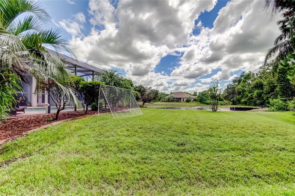 En Venta: $845,000 (3 camas, 3 baños, 3111 Pies cuadrados)