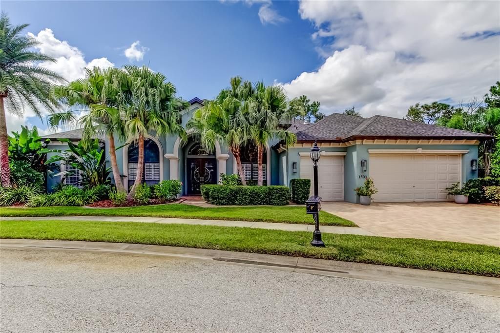 En Venta: $845,000 (3 camas, 3 baños, 3111 Pies cuadrados)