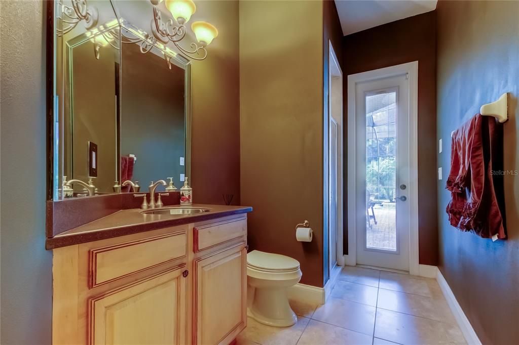 En Venta: $845,000 (3 camas, 3 baños, 3111 Pies cuadrados)