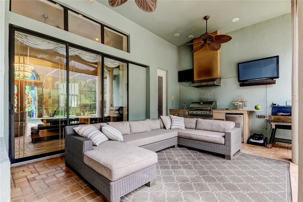 En Venta: $845,000 (3 camas, 3 baños, 3111 Pies cuadrados)