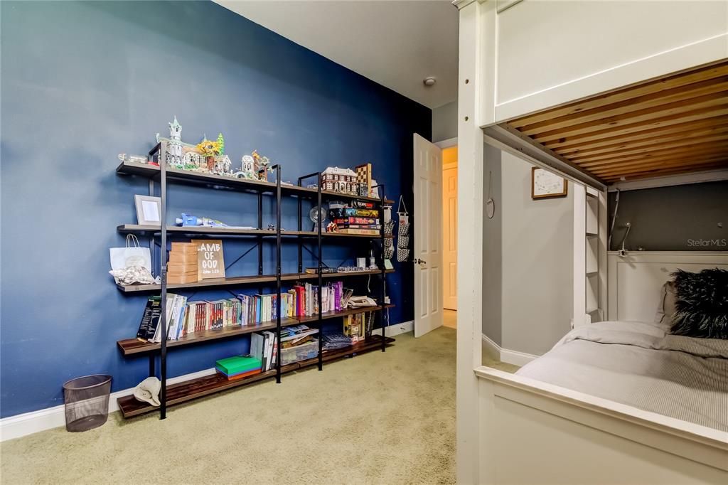 En Venta: $845,000 (3 camas, 3 baños, 3111 Pies cuadrados)