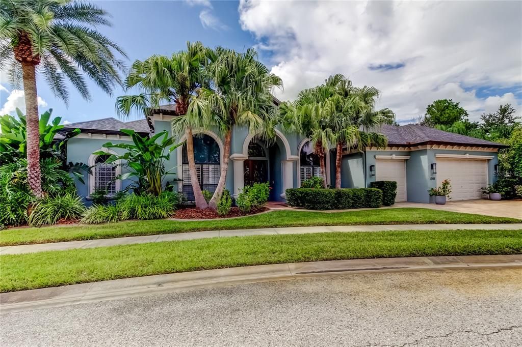 En Venta: $845,000 (3 camas, 3 baños, 3111 Pies cuadrados)