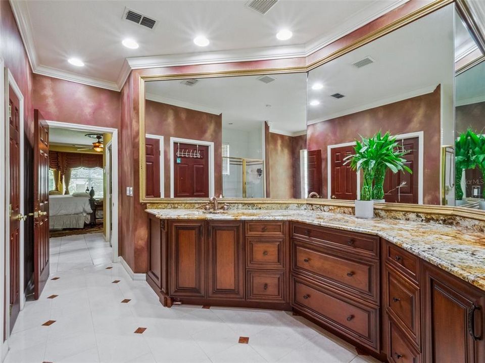 En Venta: $1,000,000 (4 camas, 4 baños, 3603 Pies cuadrados)