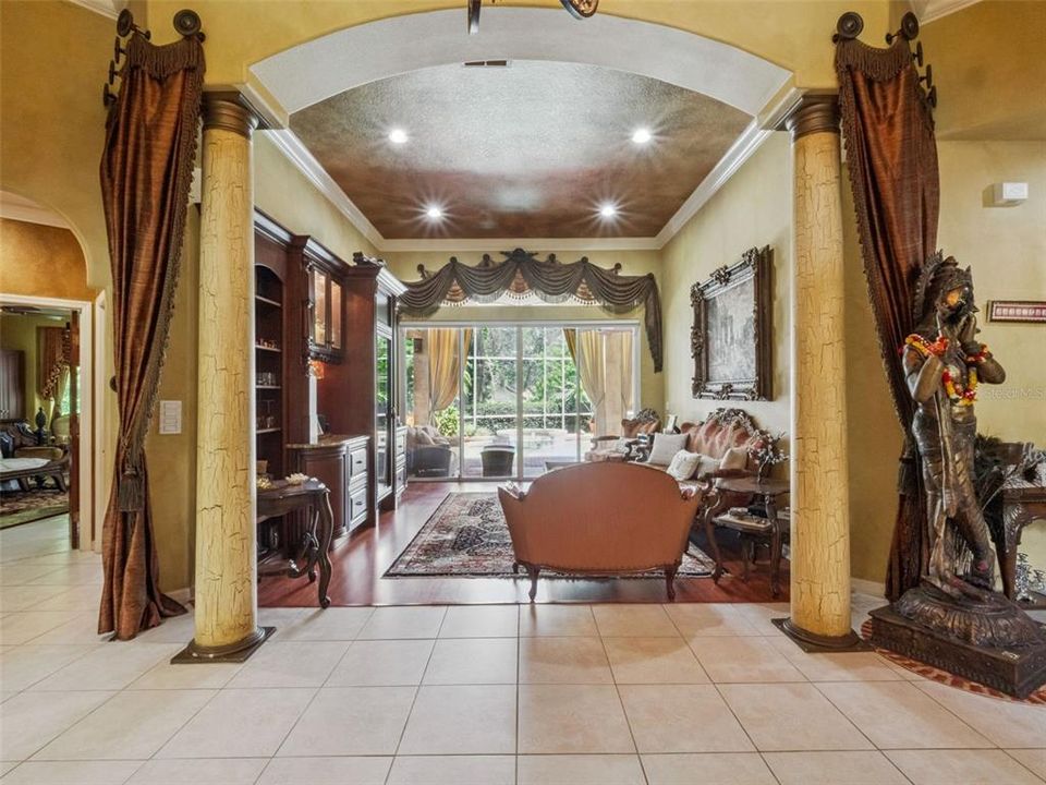 En Venta: $1,000,000 (4 camas, 4 baños, 3603 Pies cuadrados)