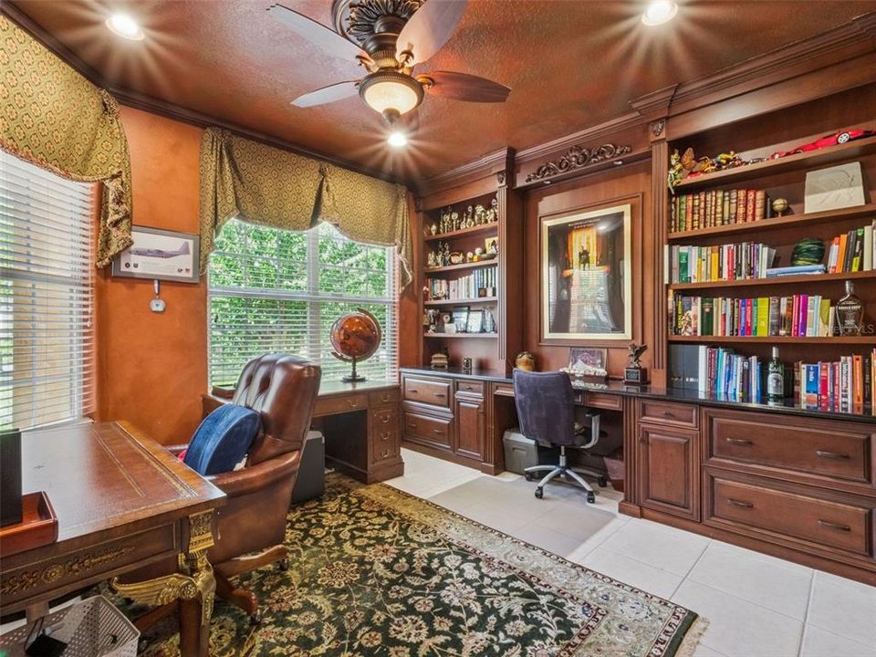 En Venta: $1,000,000 (4 camas, 4 baños, 3603 Pies cuadrados)