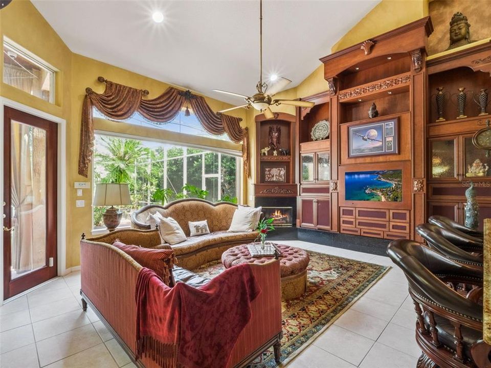 En Venta: $1,000,000 (4 camas, 4 baños, 3603 Pies cuadrados)