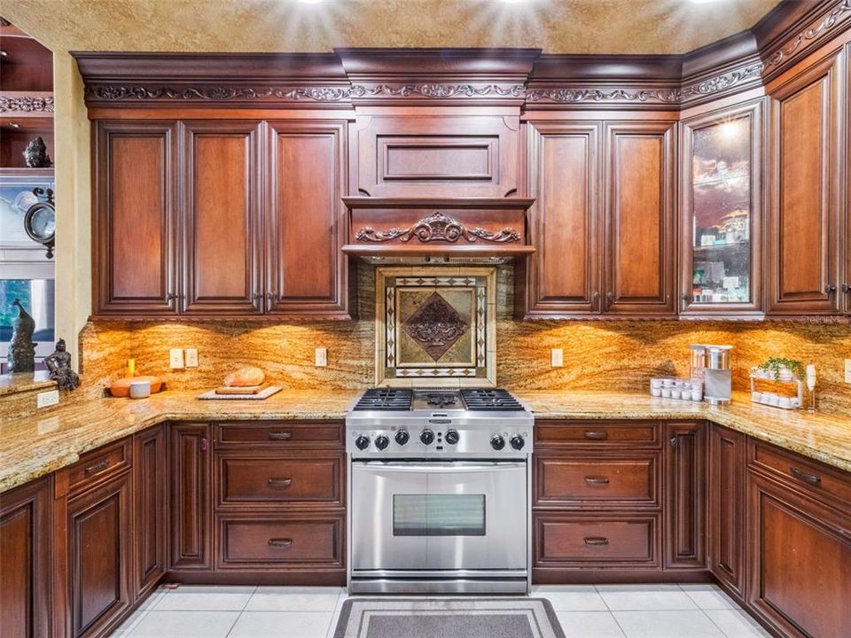 En Venta: $1,000,000 (4 camas, 4 baños, 3603 Pies cuadrados)