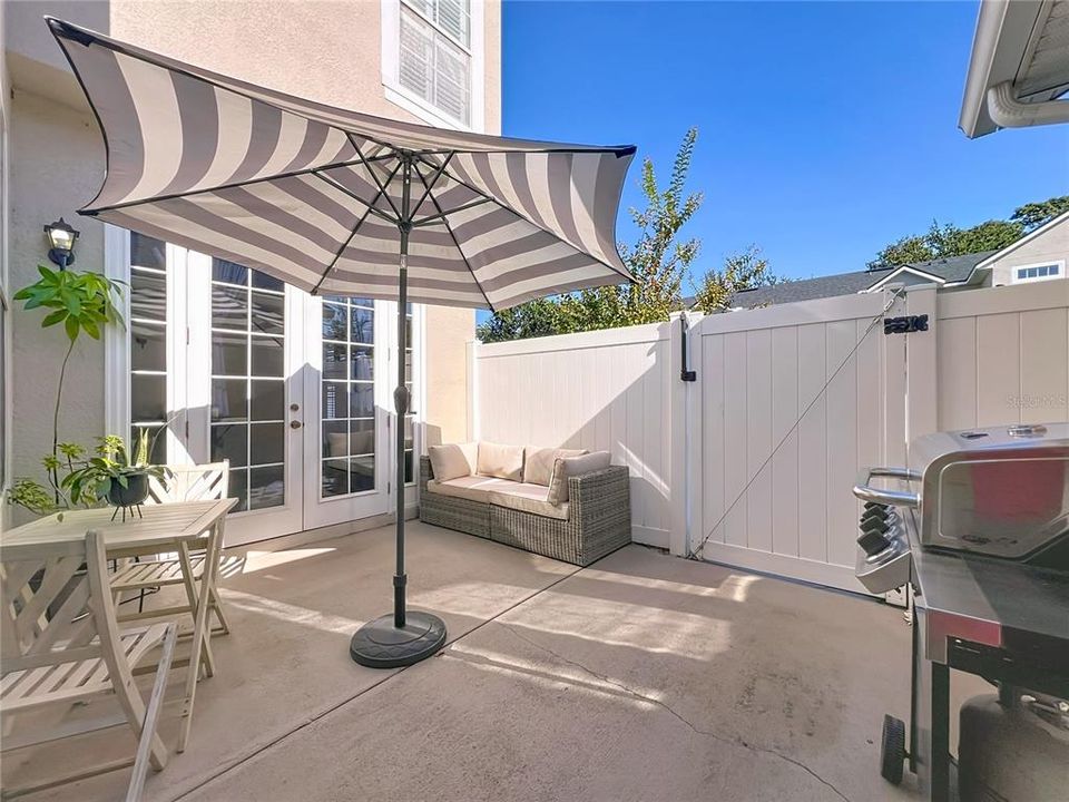 En Venta: $549,900 (3 camas, 2 baños, 1660 Pies cuadrados)