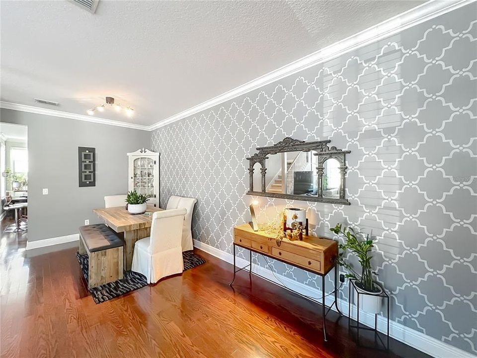 En Venta: $549,900 (3 camas, 2 baños, 1660 Pies cuadrados)