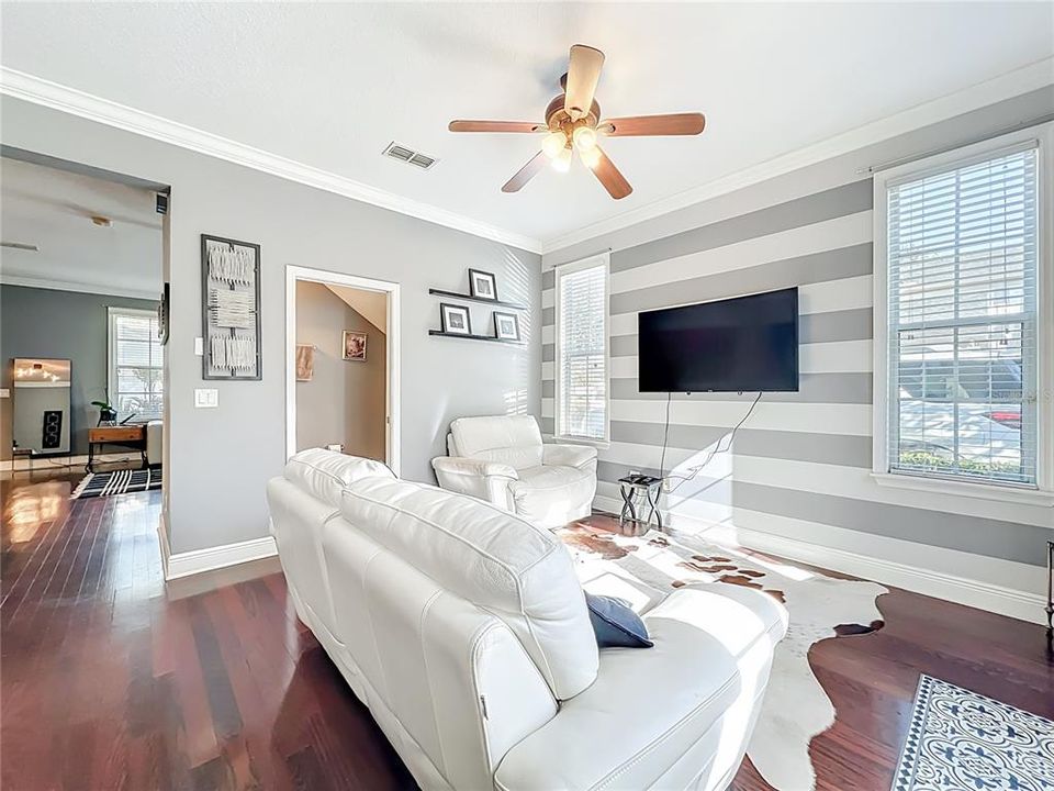 En Venta: $549,900 (3 camas, 2 baños, 1660 Pies cuadrados)