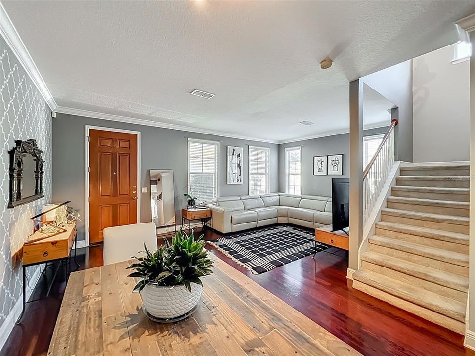 En Venta: $549,900 (3 camas, 2 baños, 1660 Pies cuadrados)