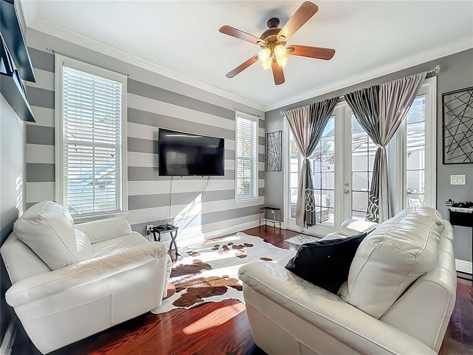 En Venta: $549,900 (3 camas, 2 baños, 1660 Pies cuadrados)