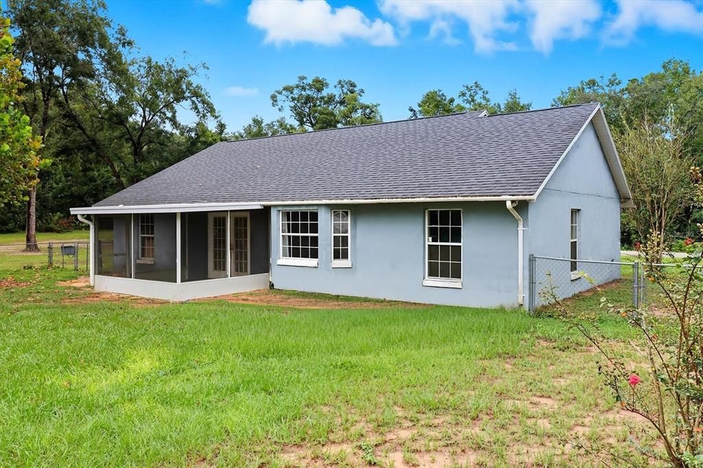 Active With Contract: $242,500 (3 beds, 2 baths, 1435 Square Feet)