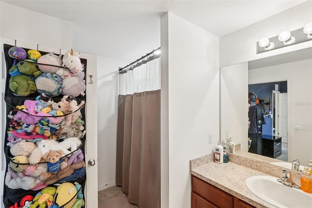 En Venta: $275,000 (3 camas, 2 baños, 1522 Pies cuadrados)