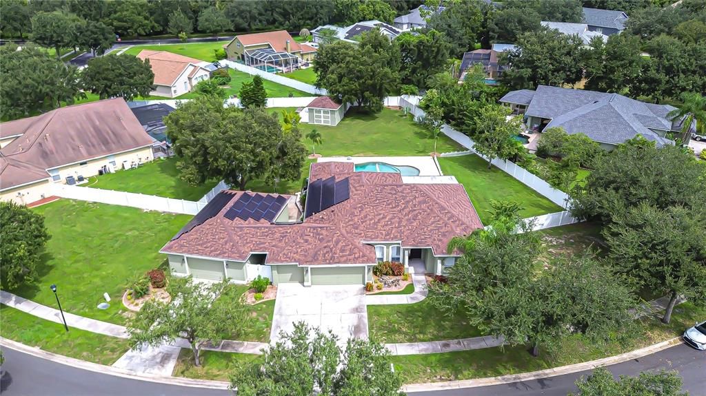 Под контрактом: $625,000 (4 спален, 2 ванн, 2217 Квадратных фут)