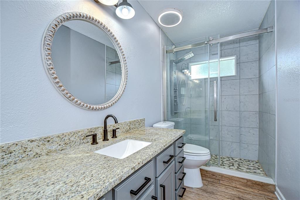 Под контрактом: $625,000 (4 спален, 2 ванн, 2217 Квадратных фут)